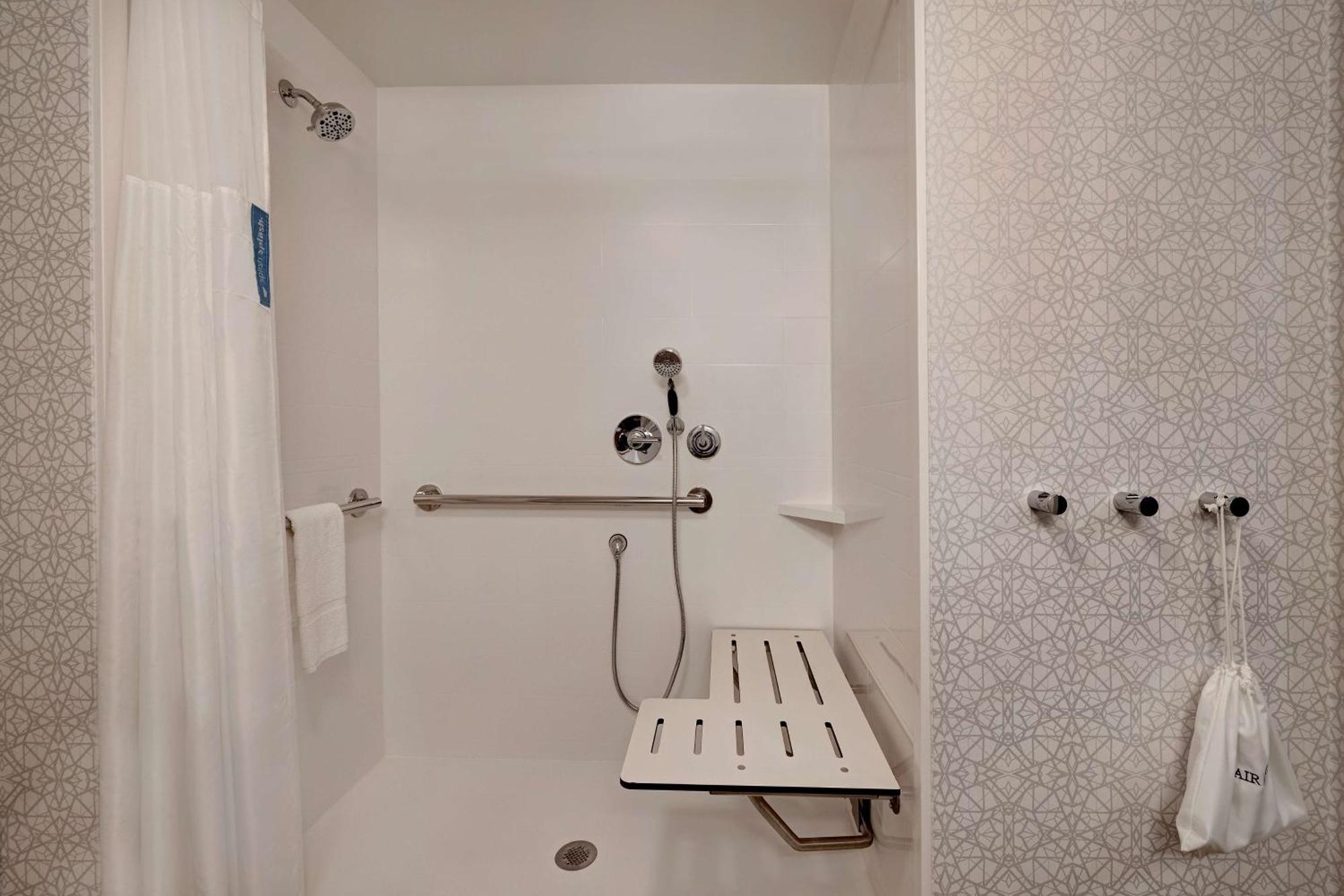 Hampton Inn Crown Point, In Exteriér fotografie